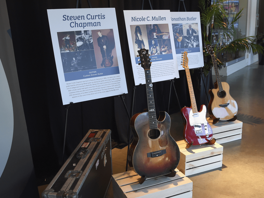 guitar-exhibit-2